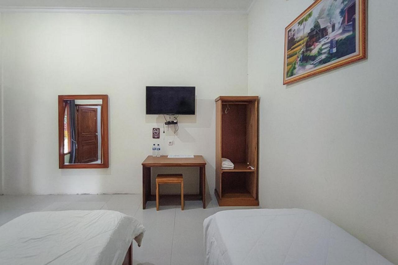 Reddoorz At Tanakatto Homestay Waikabubak Extérieur photo